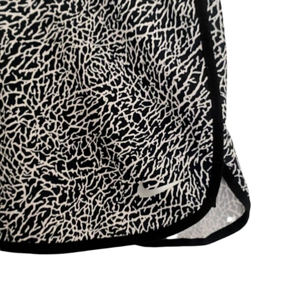 Nike Golf Dri-Fit Black and White Skort XSmall - Picture 4 of 5